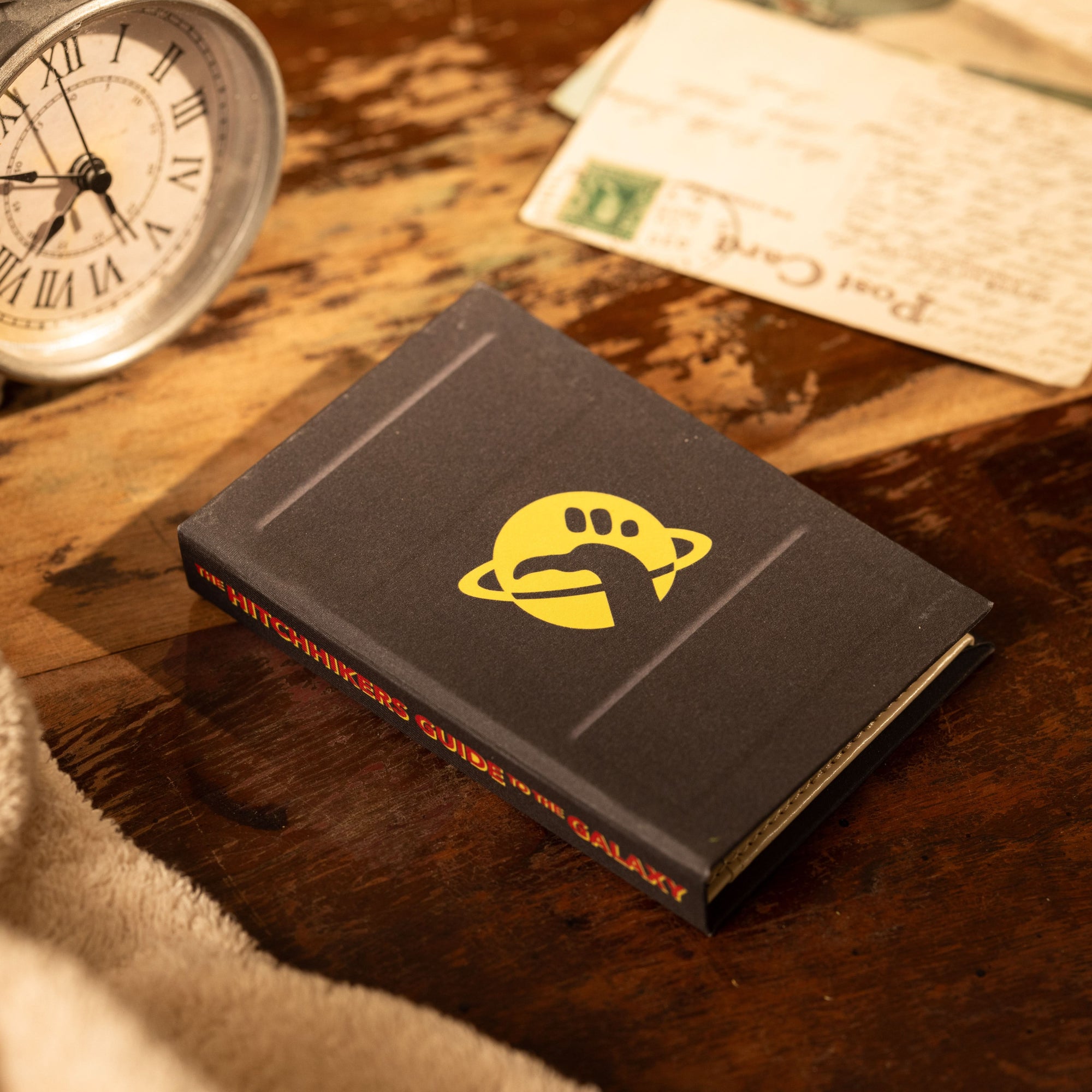 'Hitchhikers Guide to the Galaxy' 2005 Passport/Notebook Wallet - Novelbookstore.co