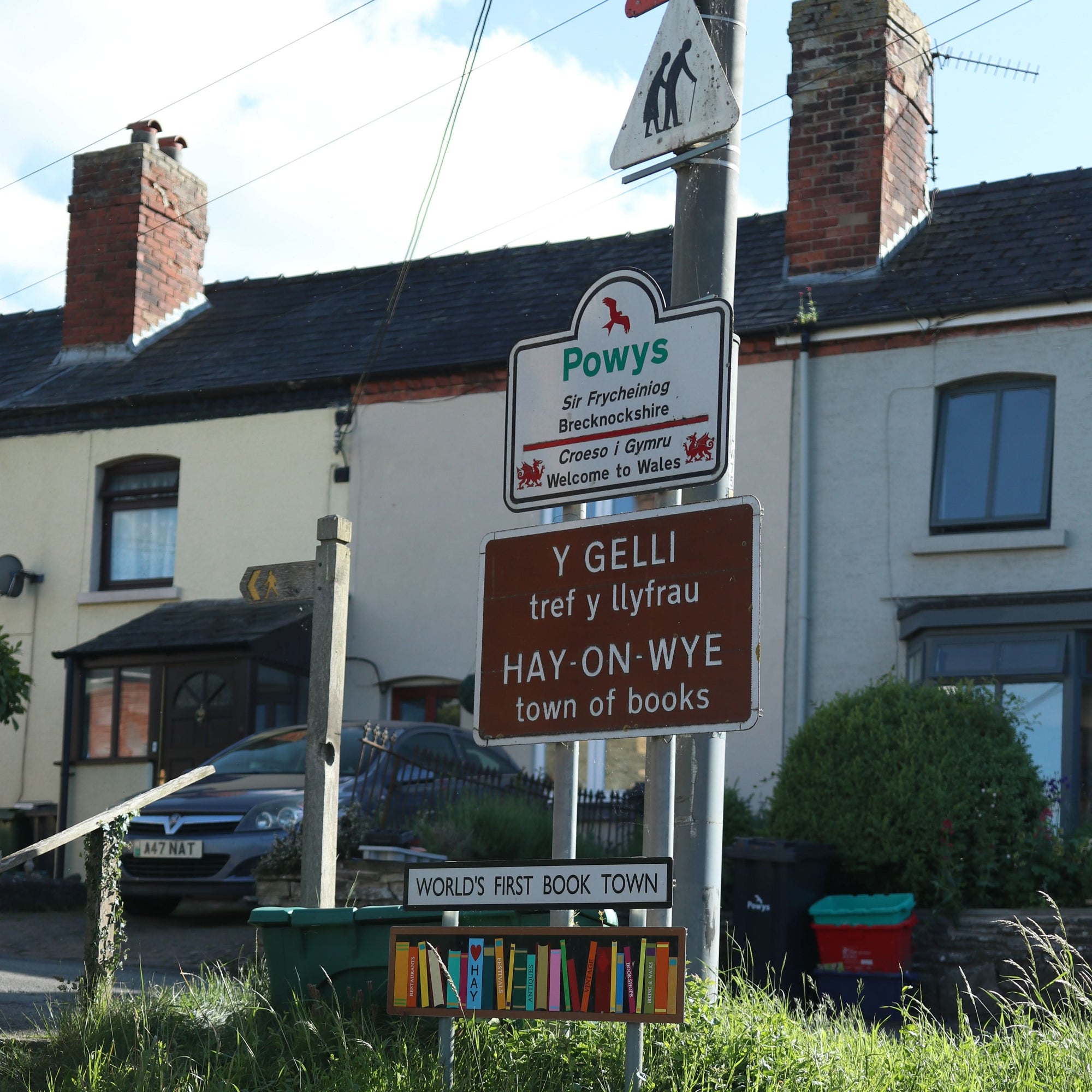 'Peter and Wendy' by J. M. Barrie 1911 Passport/Notebook Wallet - Novelbookstore.co