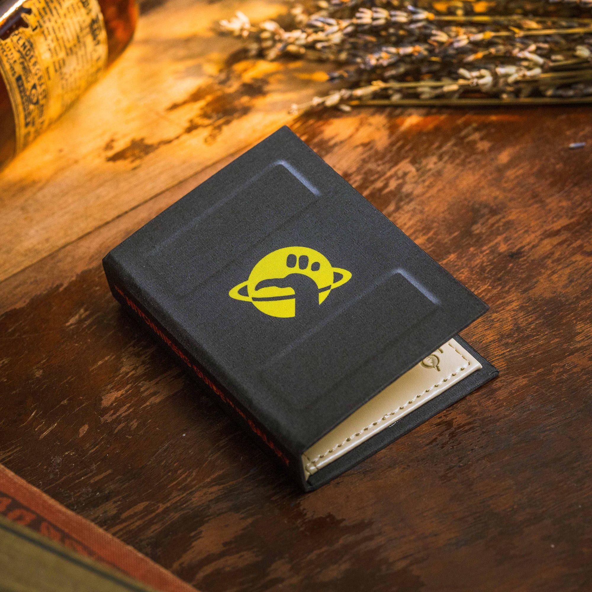 Hitchhikers Guide to the Galaxy 2005 Book Wallet - Novelbookstore.co
