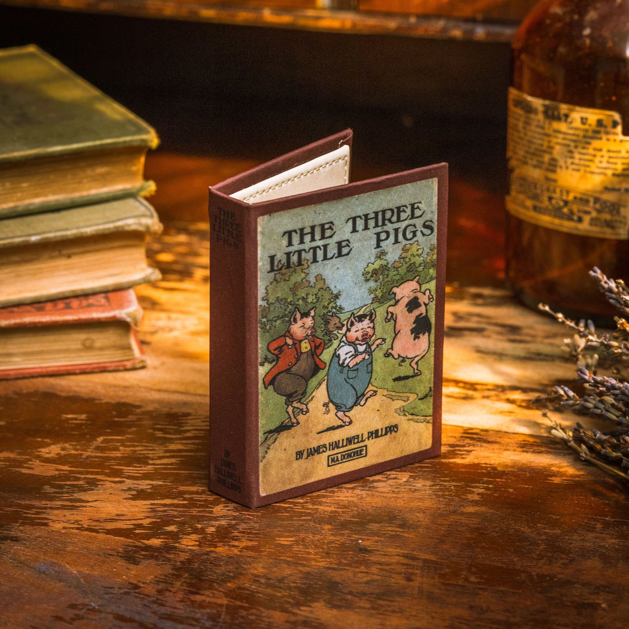 The Three Little Pigs by James Halliwell-Phillipps 1886 Book Wallet - Novelbookstore.co