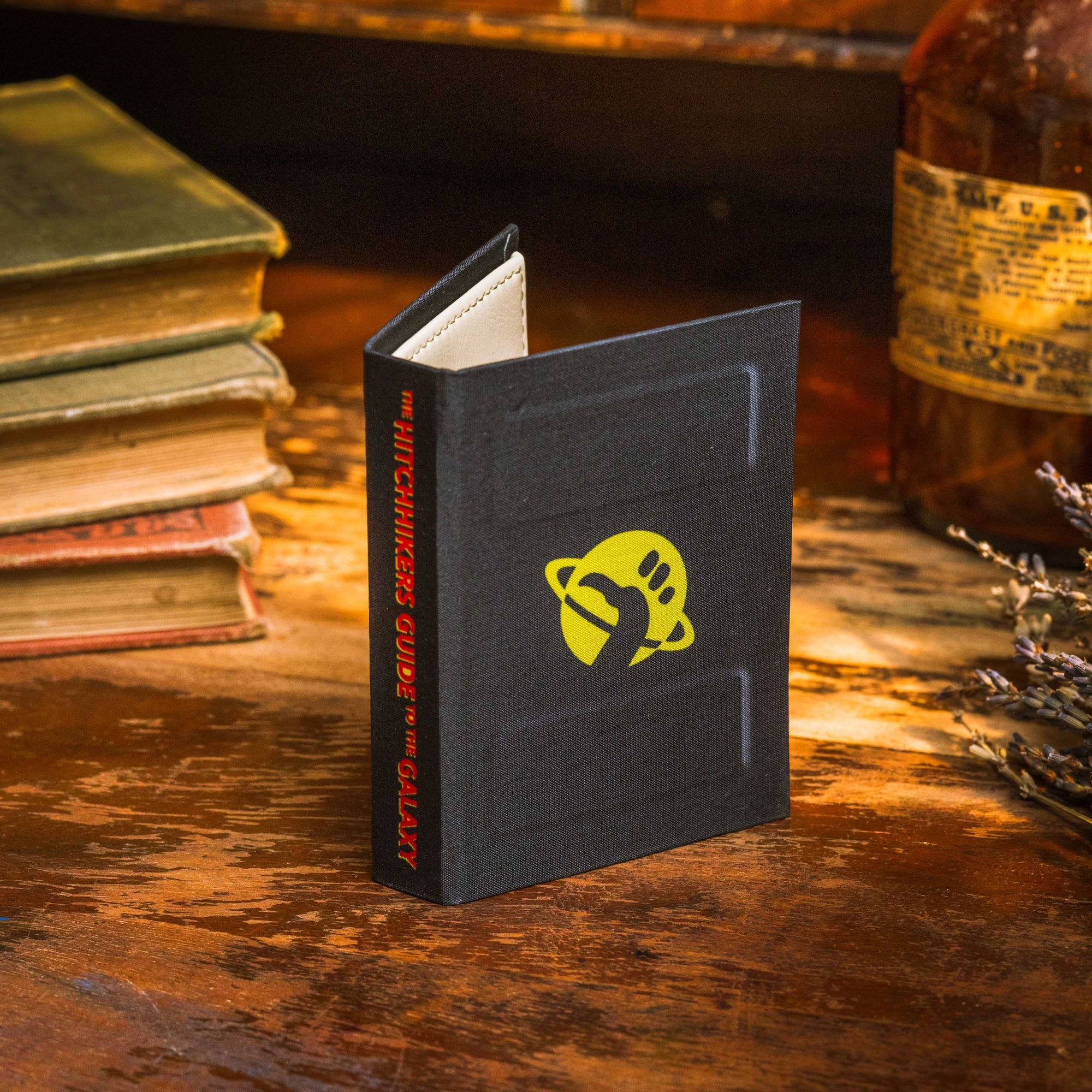 Hitchhikers Guide to the Galaxy 2005 Book Wallet - Novelbookstore.co
