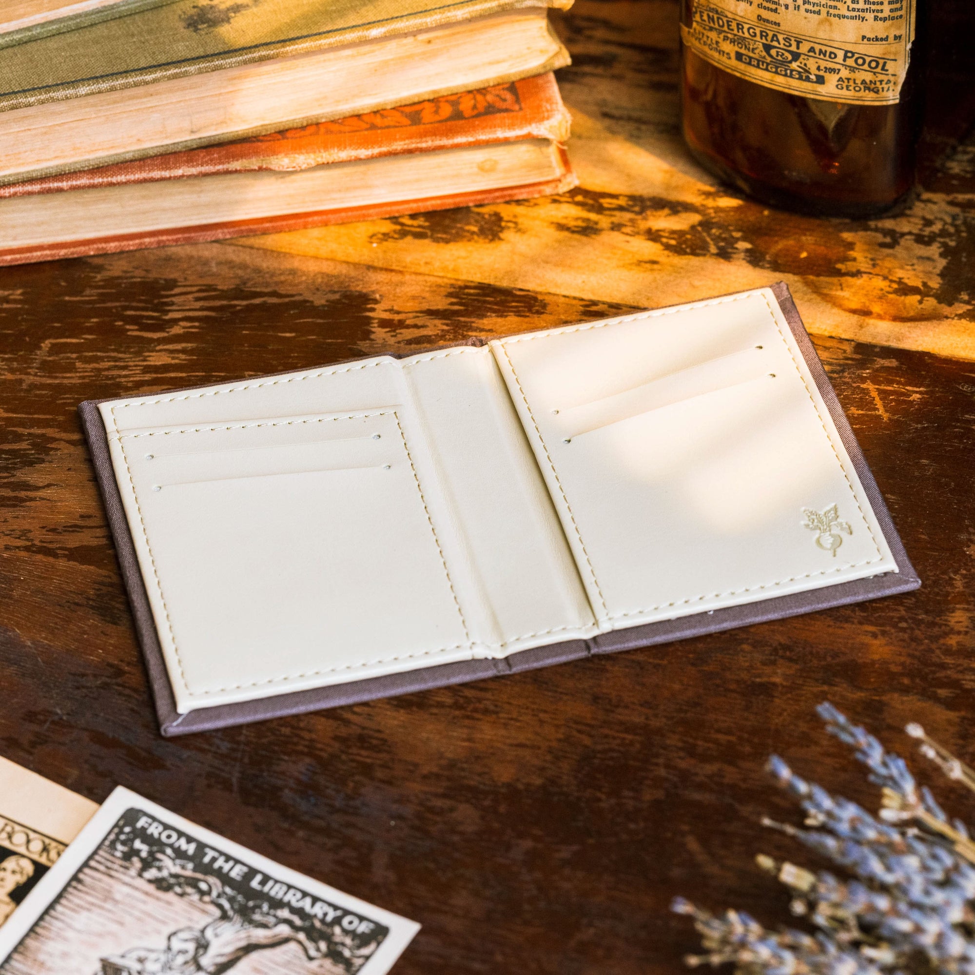 Huckleberry Finn by Mark Twain 1884 Book Wallet - Novelbookstore.co