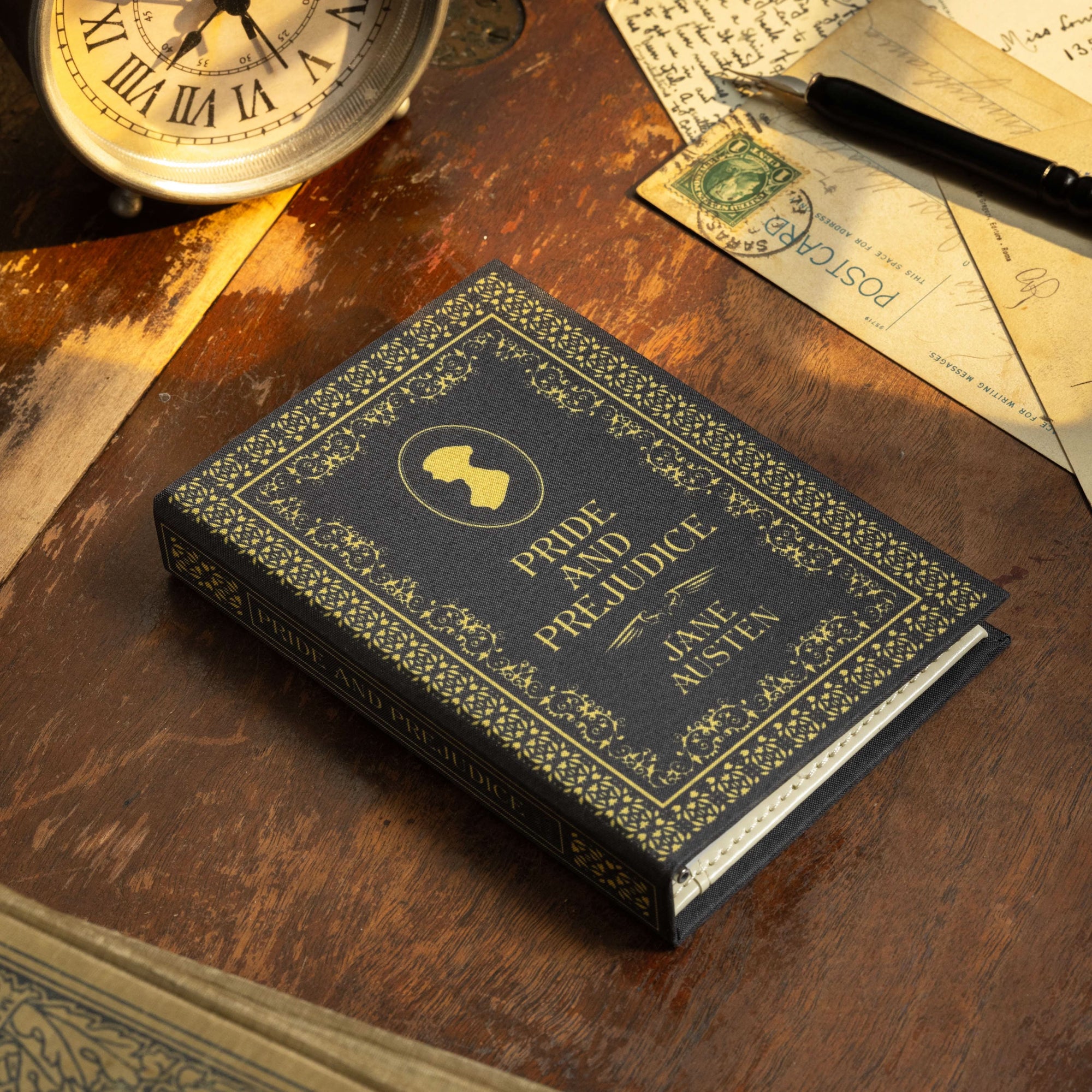 'Pride & Prejudice' by Jane Austen 1813 Passport/Notebook Wallet - Novelbookstore.co