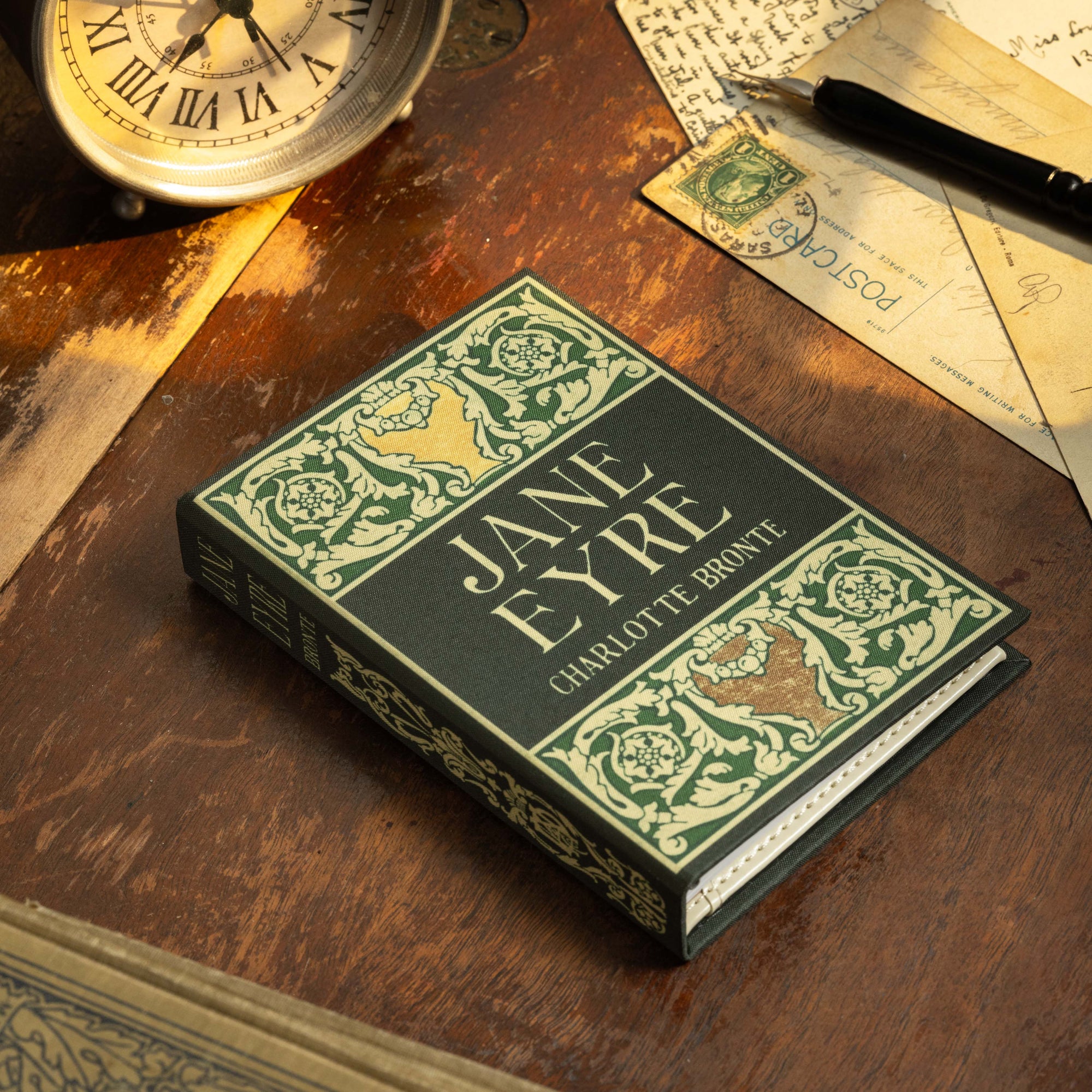 'Jane Eyre' (Forest Green) by Charlotte Brontë 1847 Passport/Notebook Wallet - Novelbookstore.co
