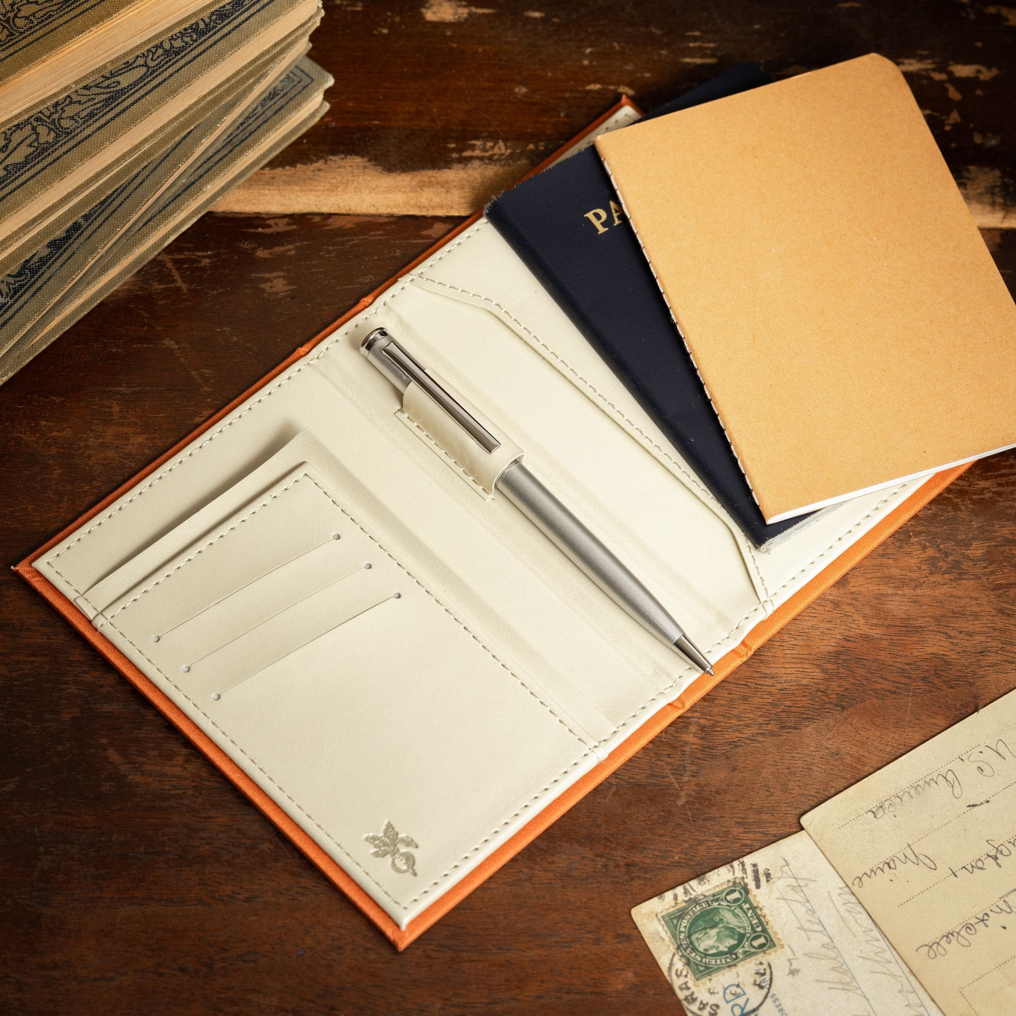 'Naruto Icha Icha' (Makeout Series) 2002 Passport/Notebook Wallet - Novelbookstore.co