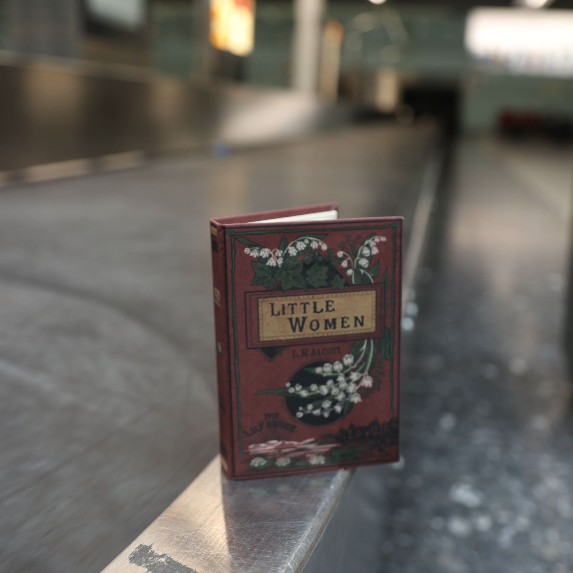 'Little Women' (Crimson Red) by Louisa May Alcott 1868 Passport/Notebook Wallet - Novelbookstore.co