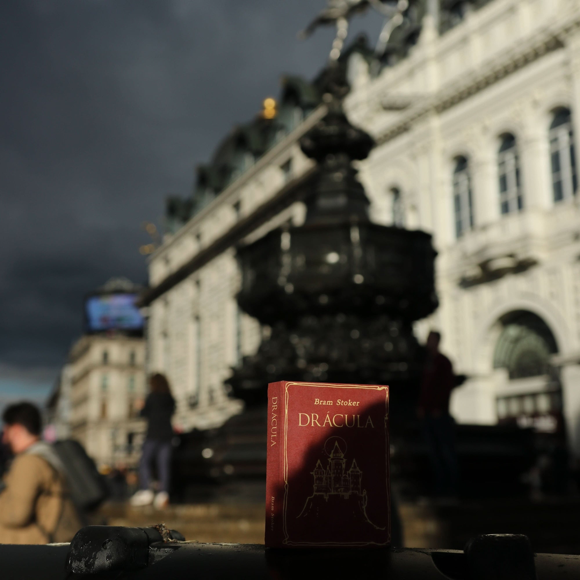 'Dracula' by Bram Stoker 1897 Passport/Notebook Wallet - Novelbookstore.co