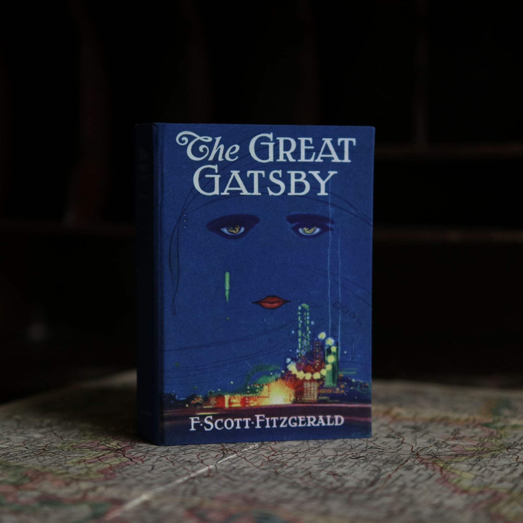 'The Great Gatsby' by F. Scott Fitzgerald 1925 Passport/Notebook Wallet - Novelbookstore.co
