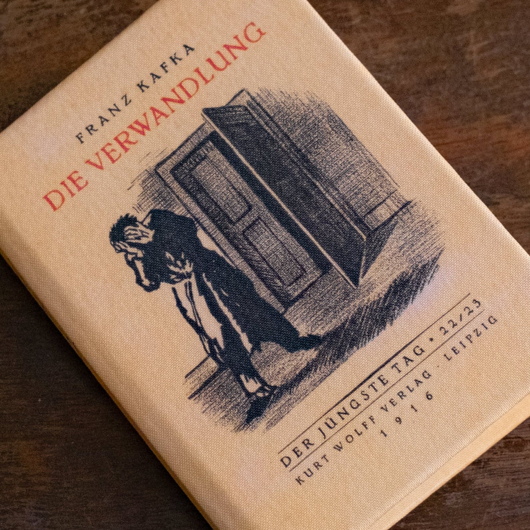 Die Verwandlung by Franz Kafka 1915 (Metamorphosis)