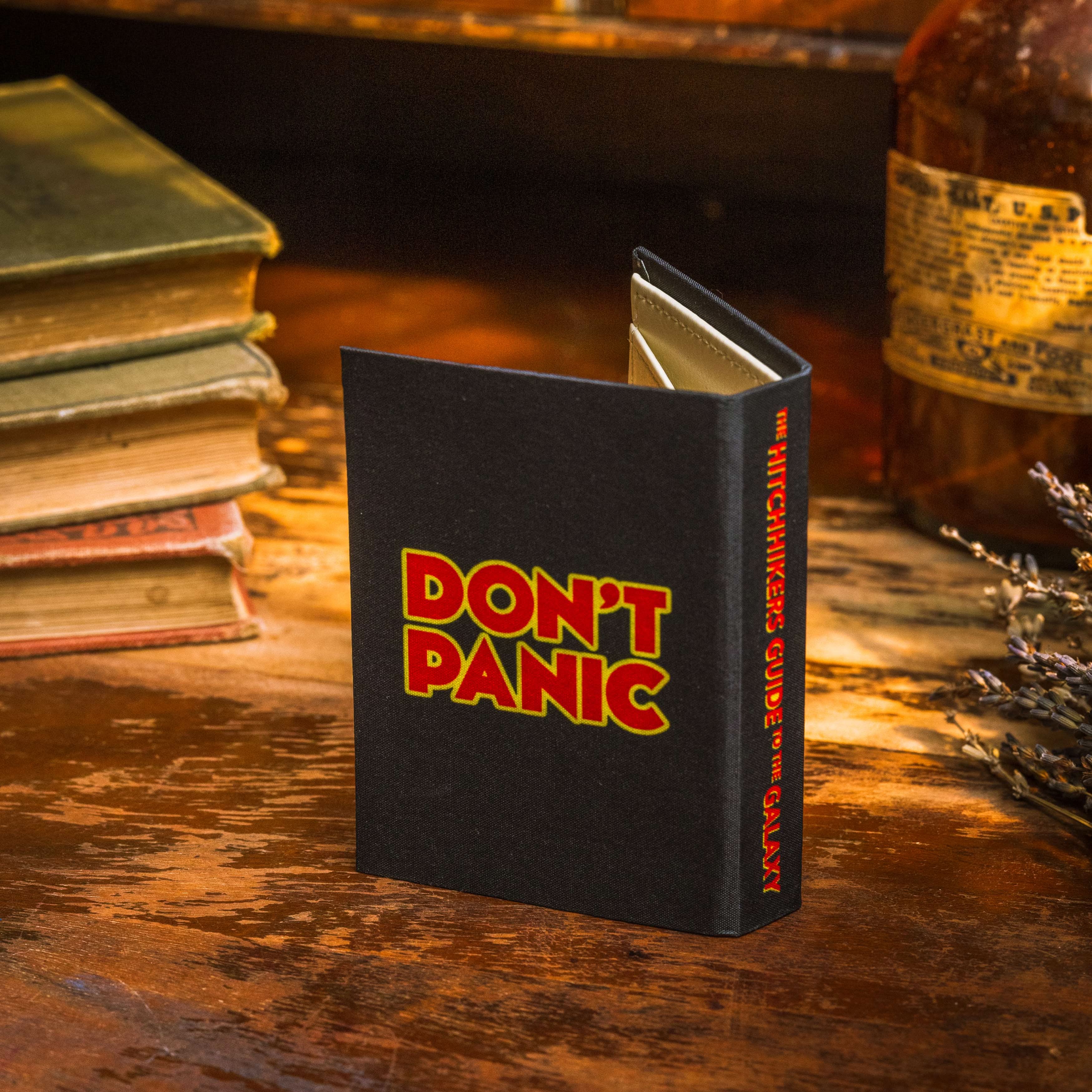 Hitchhikers Guide to the Galaxy 2005 Book Wallet – Novelbookstore.co
