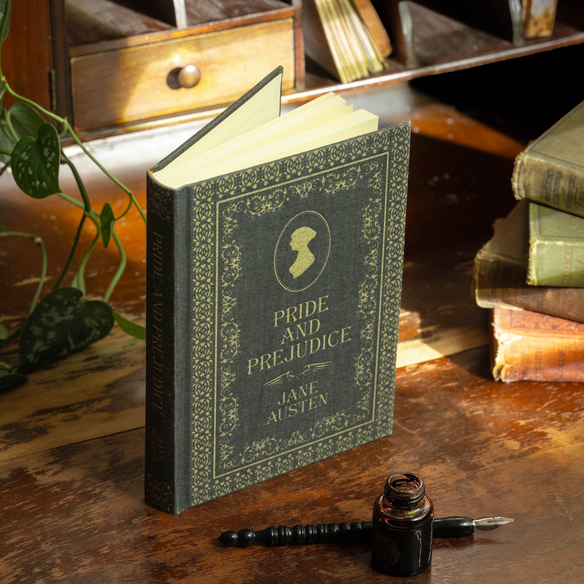 Jane Austen: Romance, Writing, & Relationships - Bookstr