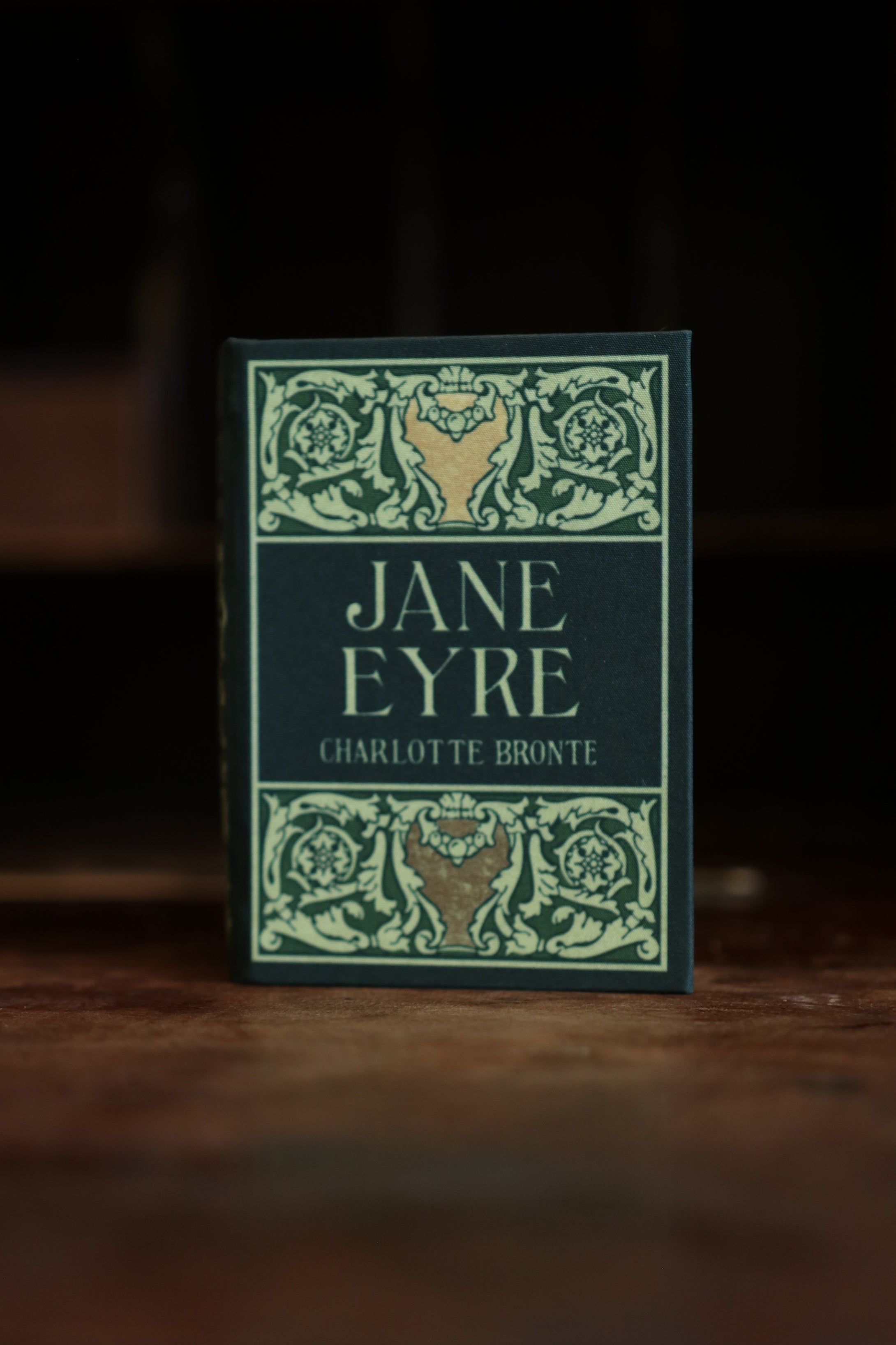 BW (Forest Green) Jane Eyre by Charlotte Brontë 1847
